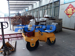 福瑞得機(jī)械座駕壓路機(jī)、手扶壓路機(jī)準(zhǔn)備發(fā)貨