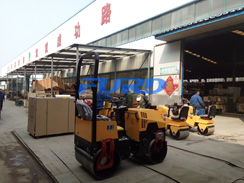 今日福瑞得微動(dòng)態(tài)--福瑞得機(jī)械小型壓路機(jī)發(fā)往北京、福建等地