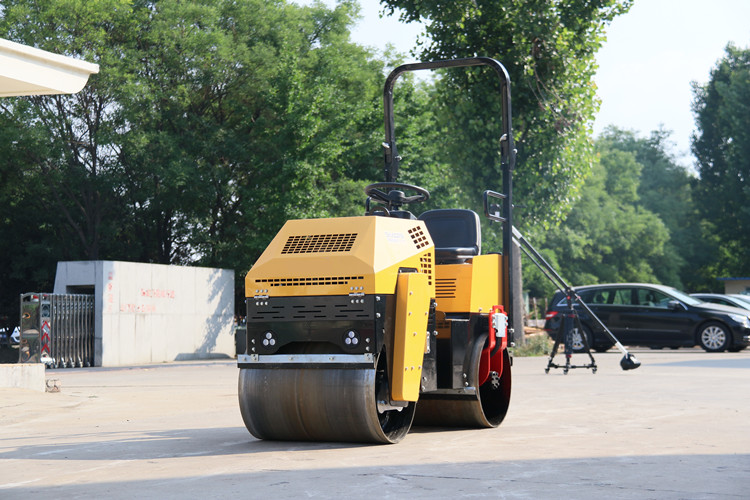 “明星款”小型壓路機(jī)，讓大家的選擇不再“迷路”！